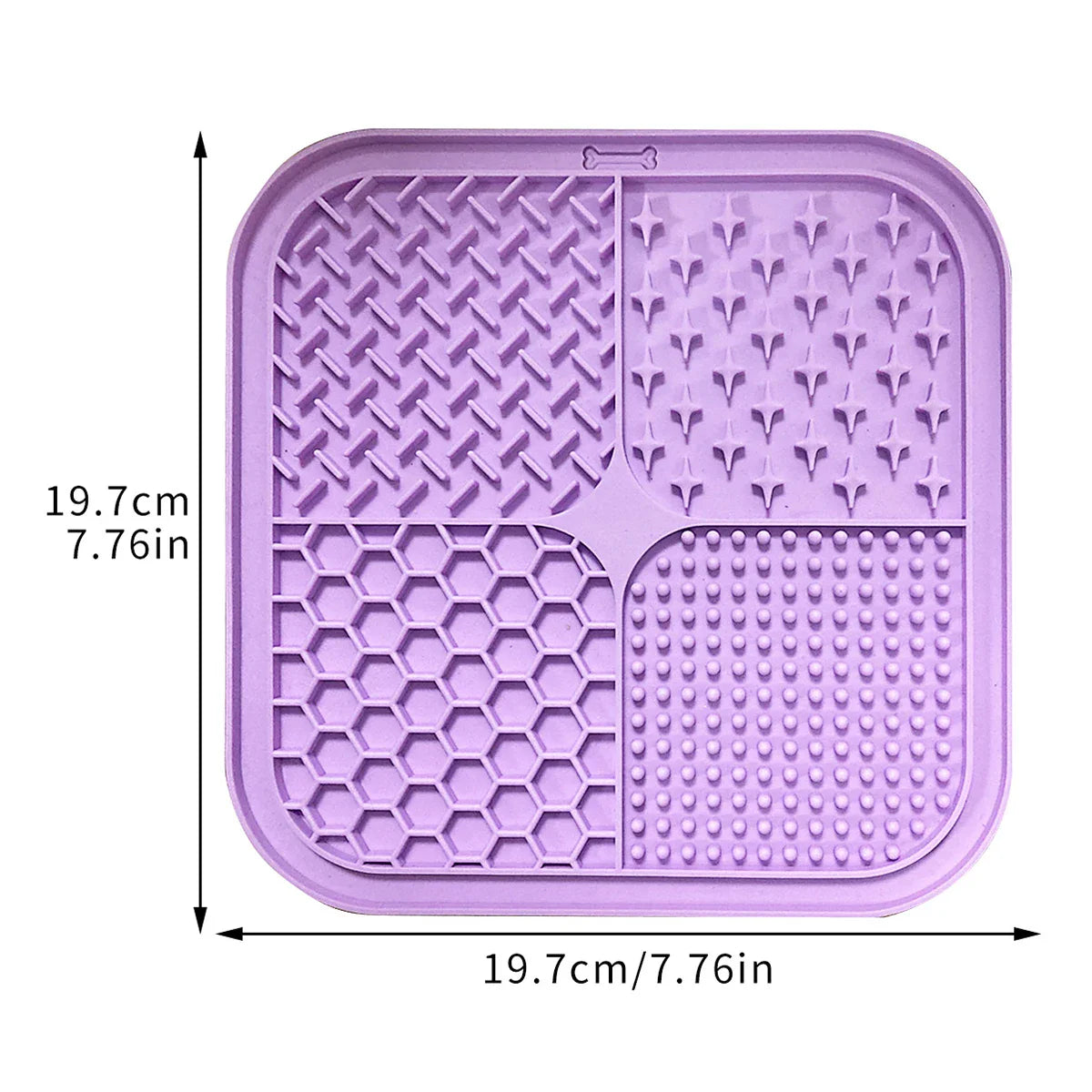 Tapis de léchage en silicone pour chien - utilisation avec un chien en situation réelle
